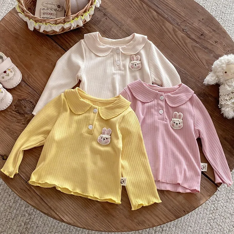 うさぎワッペン付き丸襟リブ長袖Tシャツ