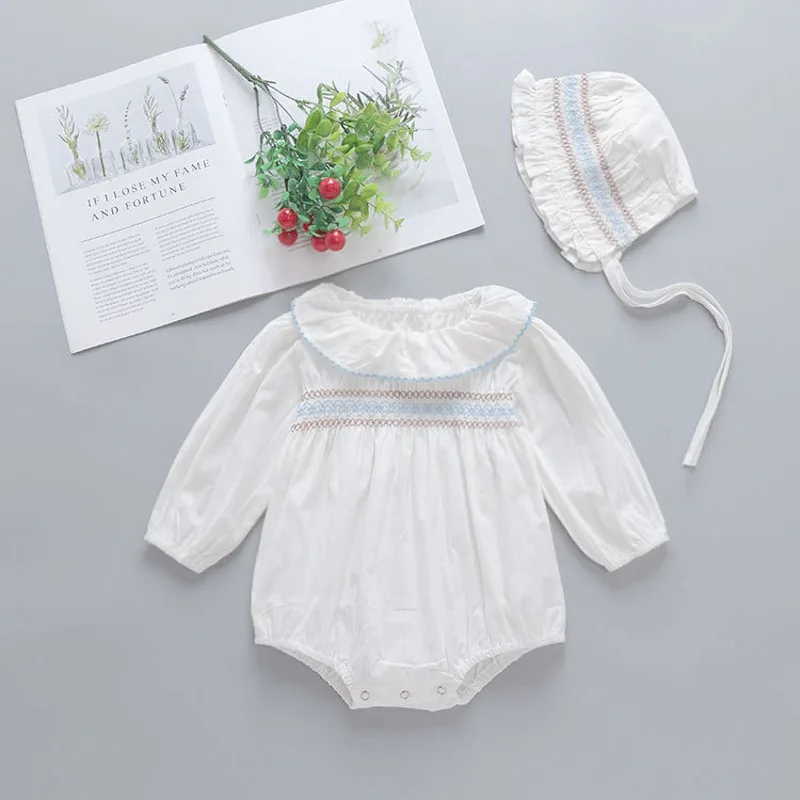 刺繍フリルカラー長袖ロンパース帽子セット
