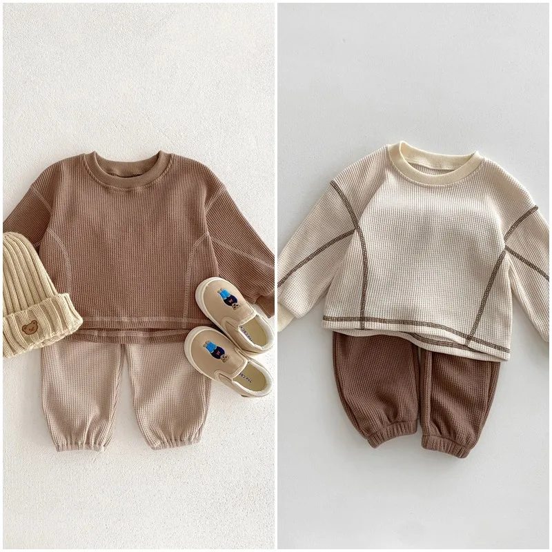 ワッフルステッチ長袖Tシャツパンツセットアップ