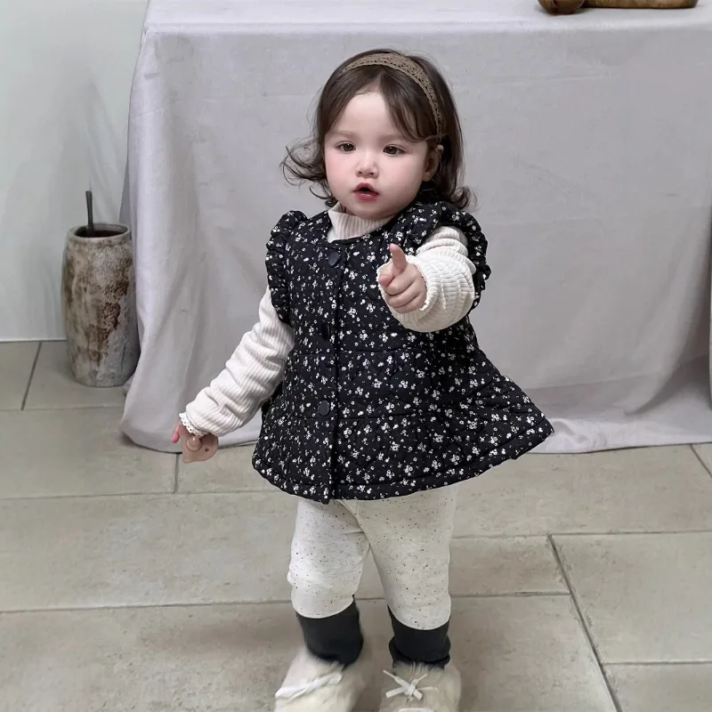 小花柄フラワーキルティング中綿フリルベスト