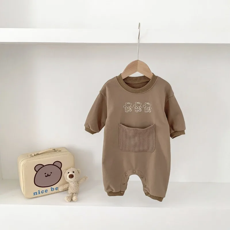 くまプリントフロントポケット長袖ロンパース