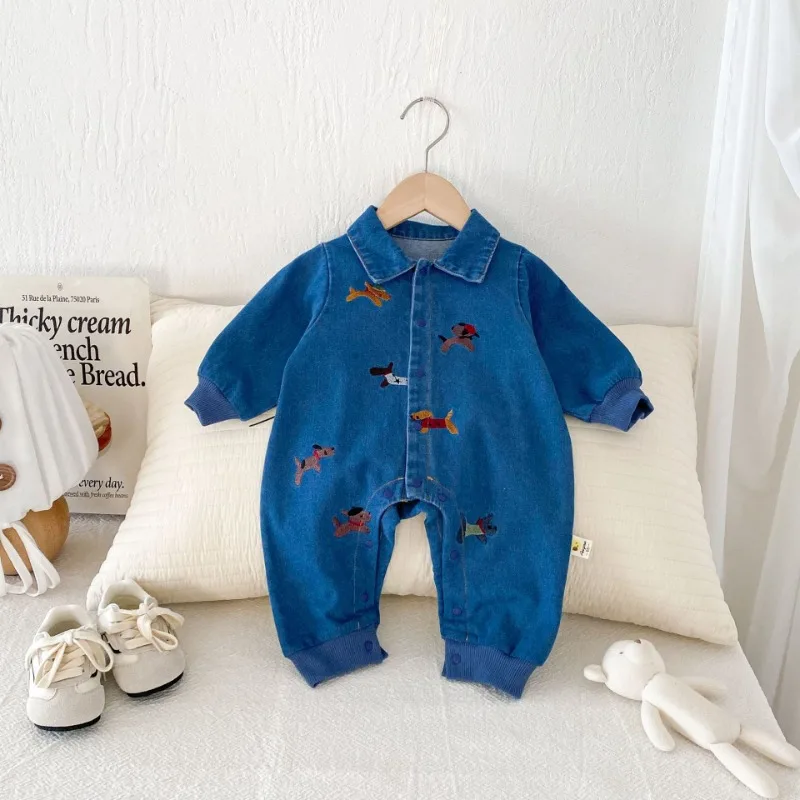 ドッグ総柄刺繍襟付き長袖デニムロンパース