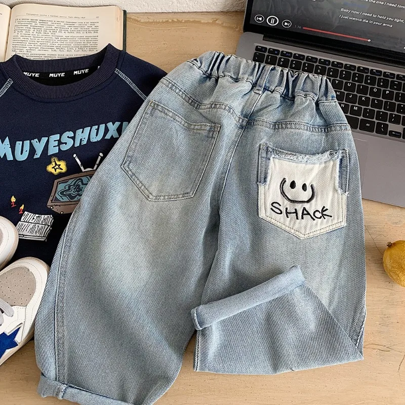 シャークスマイルバックポケットデニムパンツ