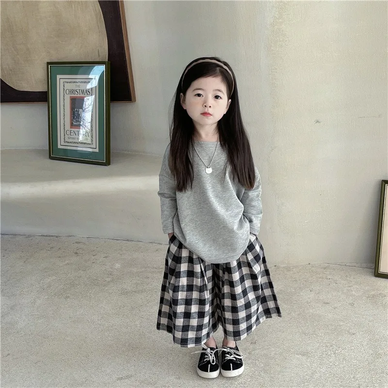 【セット】ベーシックTシャツ & チェック柄イージーパンツ セットアップ
