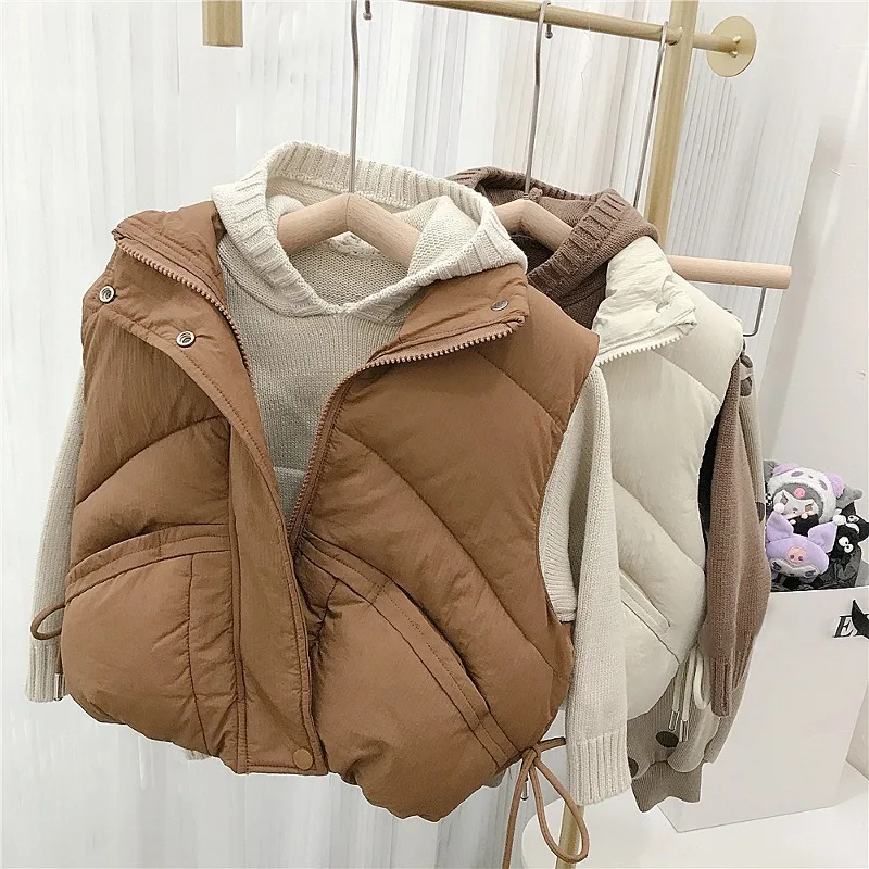 【リンクコーデ】キルティング中綿ベスト／ニットフードTシャツ