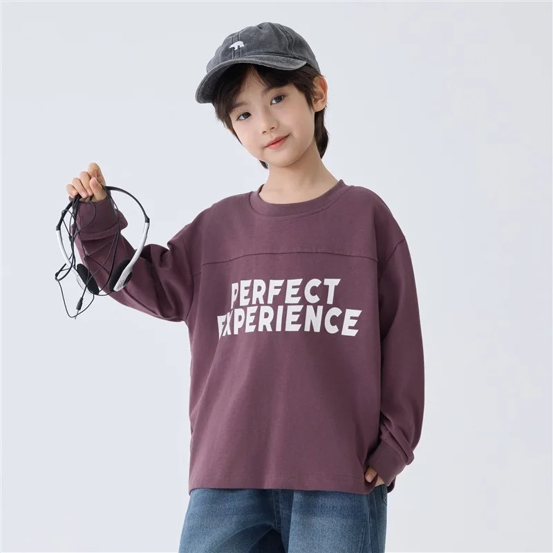 パーフェクトプレイス英字ロゴ長袖Tシャツ