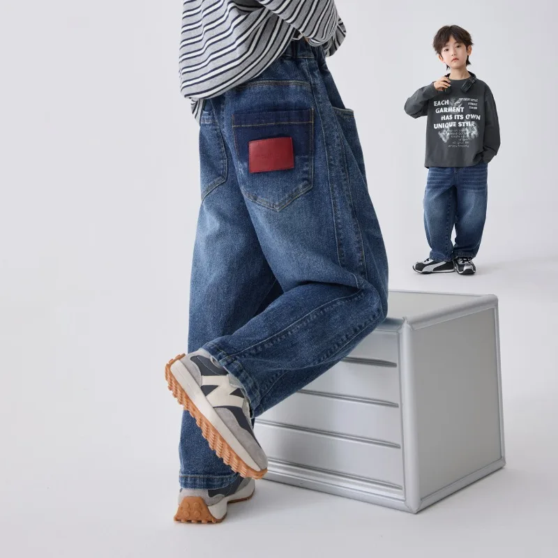 ウォッシュ加工バックラベルデニムロングパンツ