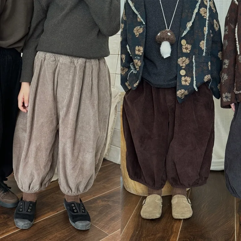 シンプルコーデュロイ裾ゴムバルーンパンツ
