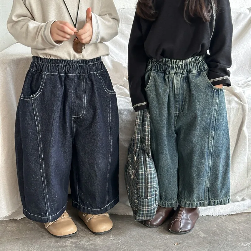 切り替えステッチワイドポケットデニムパンツ
