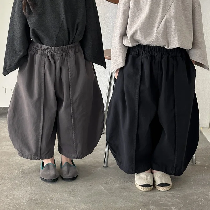 無地九分丈ゆったりシルエットカーブワイドパンツ