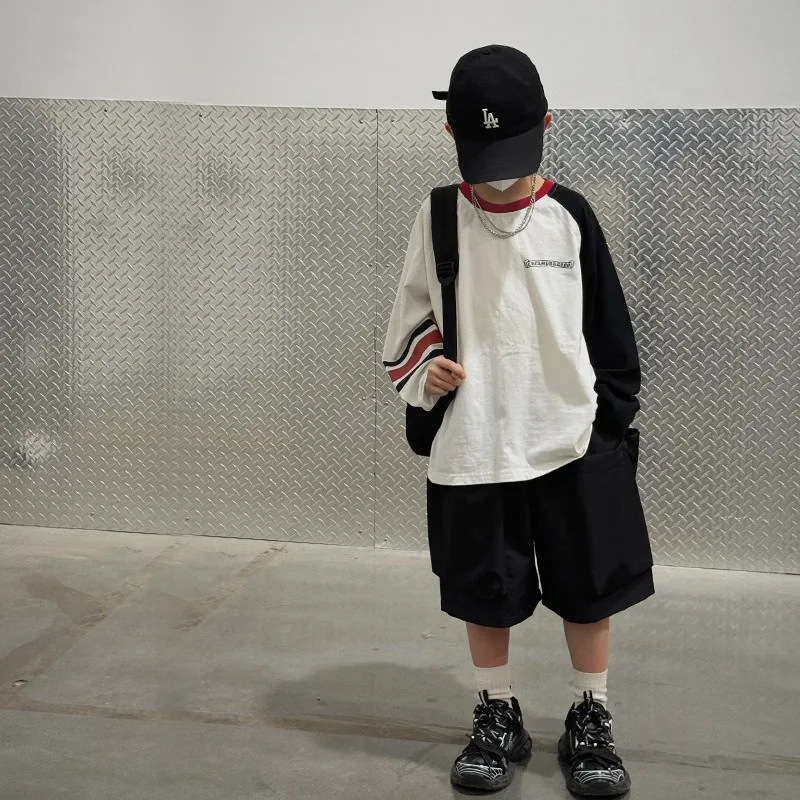 【KID】配色ラグラン英字ロゴ長袖クルーネックTシャツ