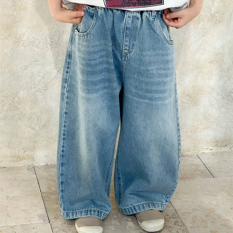 ウォッシュ加工ゆったりワイドデニムパンツ