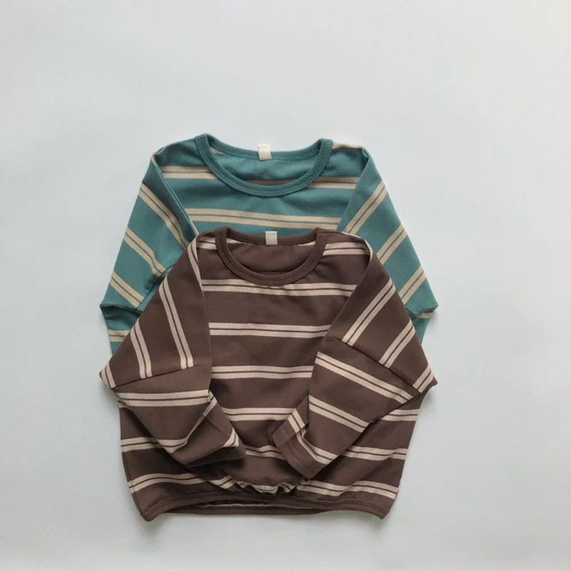 ニュアンスカラーストライプラウンドネック長袖Tシャツ