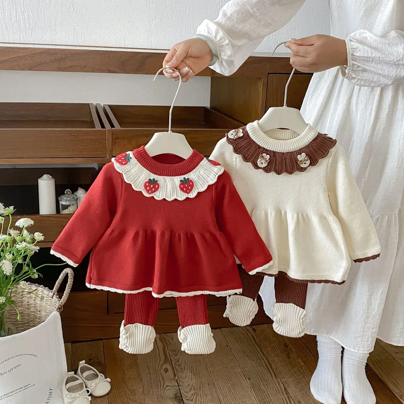 いちご刺繍ニットワンピースレギンスセット