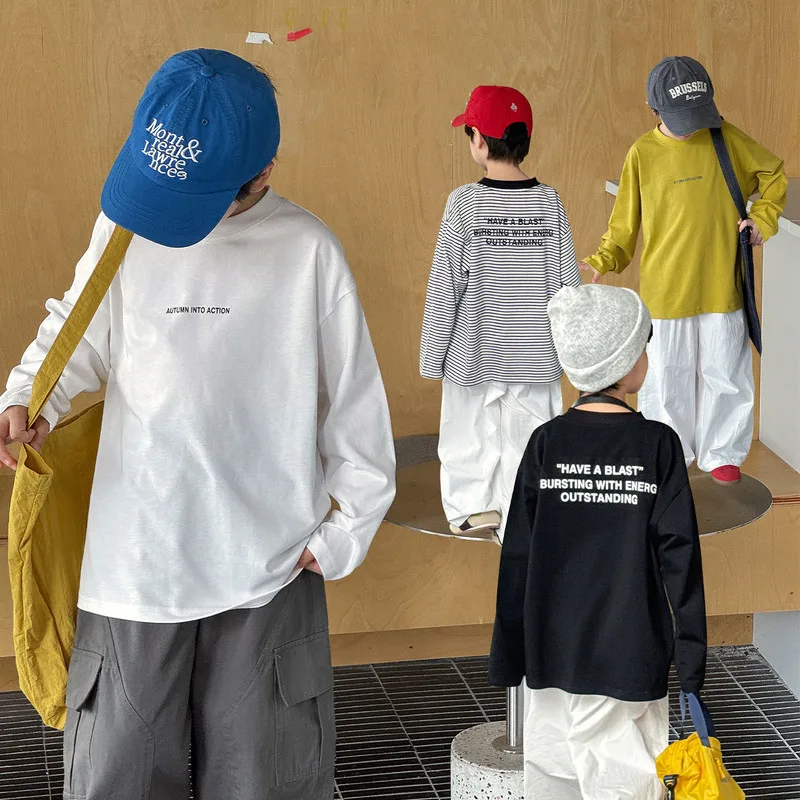 英字バックロゴプリントクルーネック長袖Tシャツ