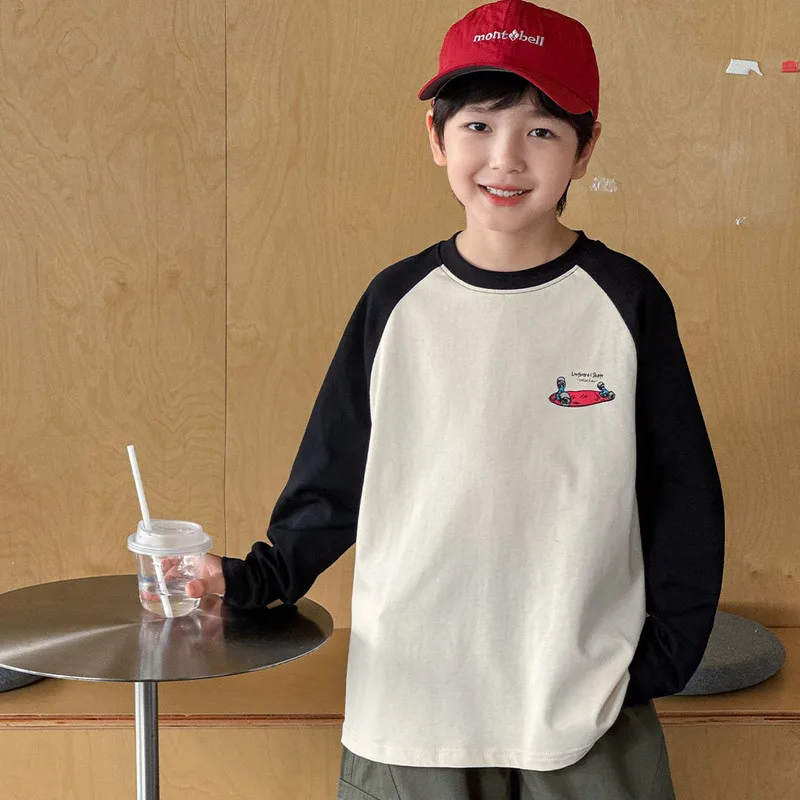 スケートボードプリントラグラン長袖Tシャツ