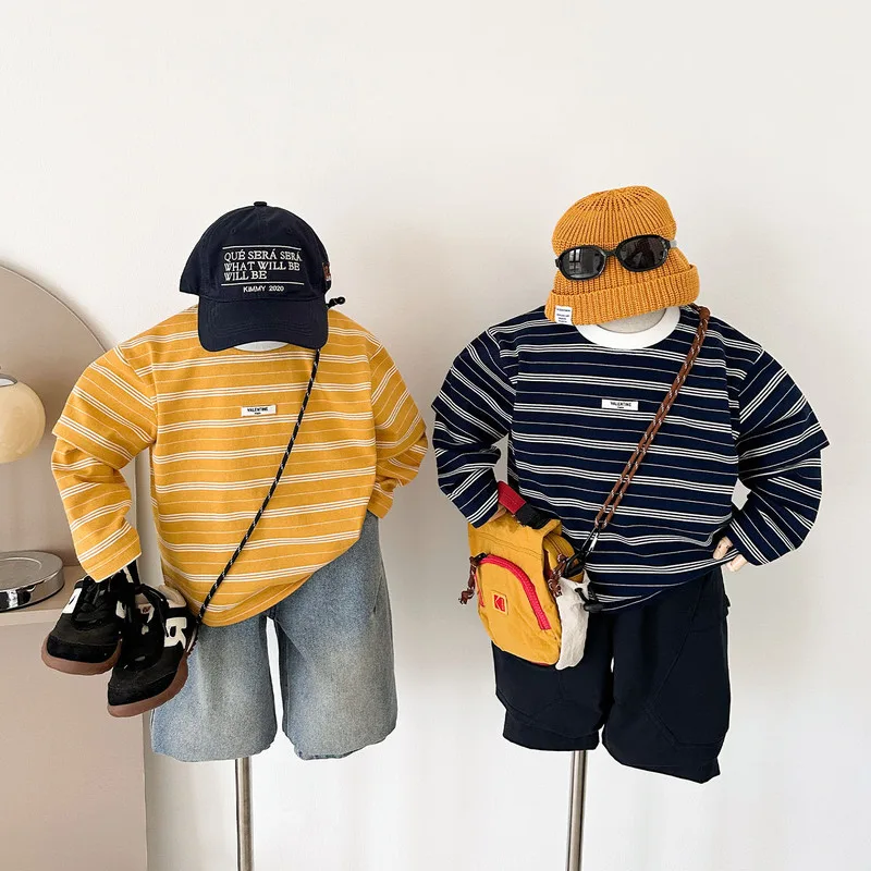 ストライプ柄ルーズシルエット長袖クルーネックＴシャツ