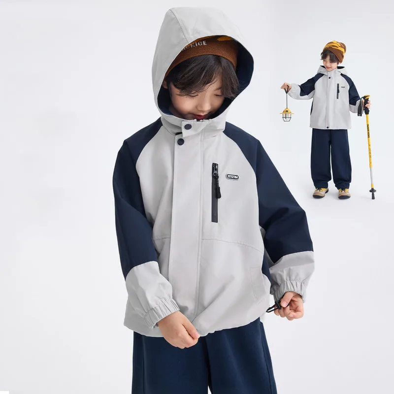 配色切り替えフード付きウィンドブレーカー