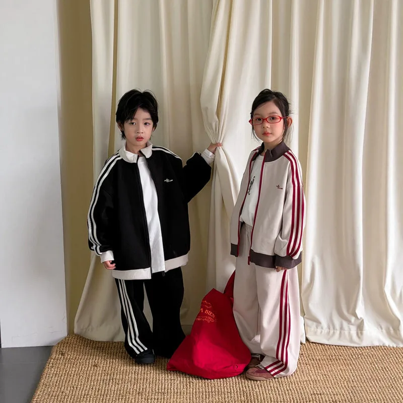 【セット】サイドラインロゴジップアップセットアップ
