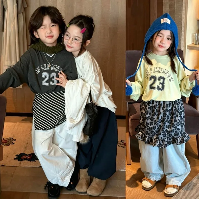 【KID】23ナンバリングカレッジロゴプリント長袖Tシャツ