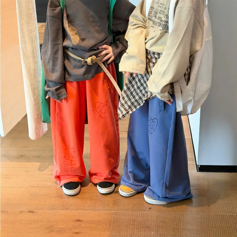 英字ハートプリントストレートパンツ