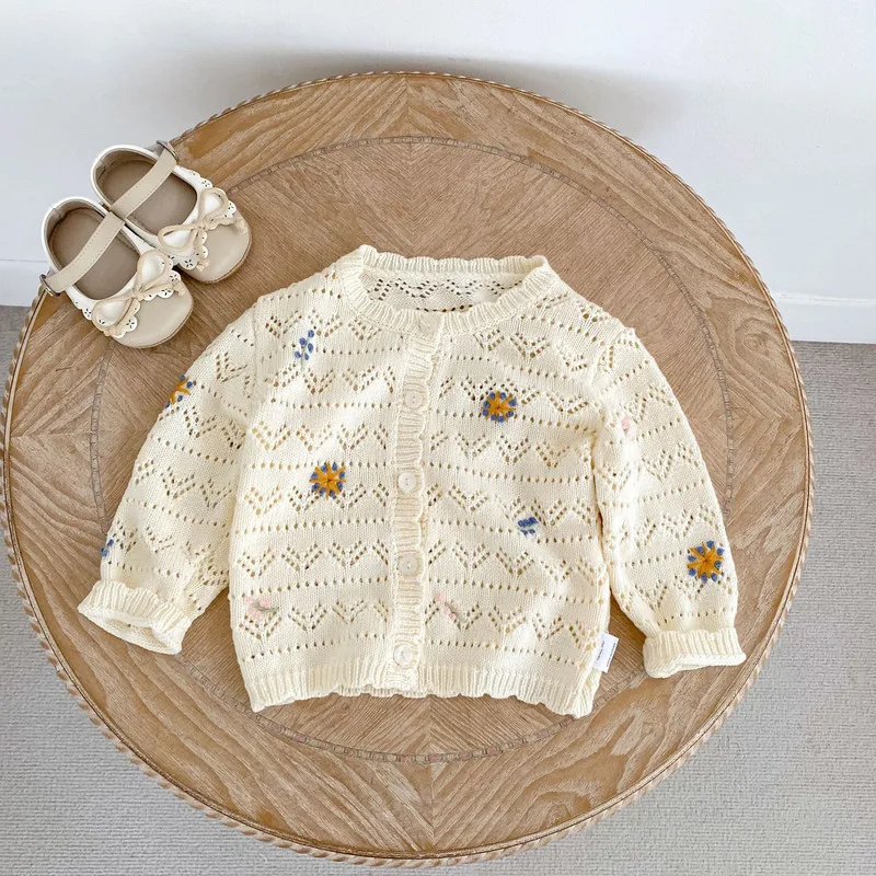 【BABY】フラワー刺繍透かし編みニットカーディガン