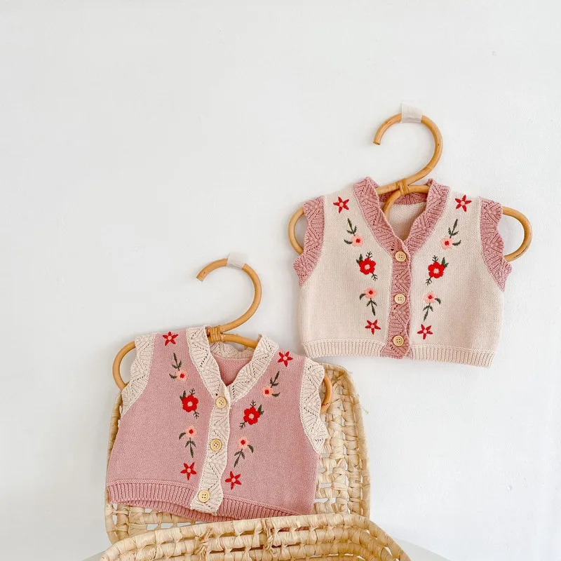 レトロお花刺繍Vネック前開きニットベスト