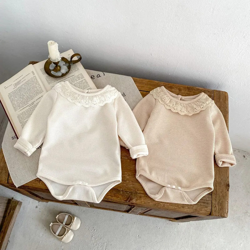 【BABY】キャンディレース襟ワッフル長袖ロンパース