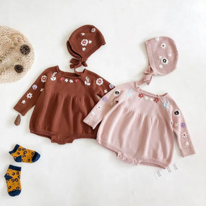 【BABY】ブロッサムフラワー刺繍長袖ロンパース