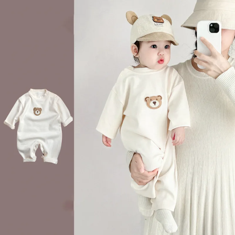 【BABY】くまワンポイント刺繍長袖コットンロンパース