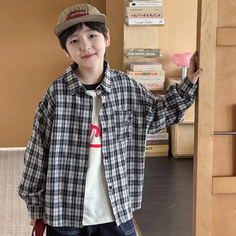 【KID】ワンポイント刺繍入りチェック柄長袖シャツ