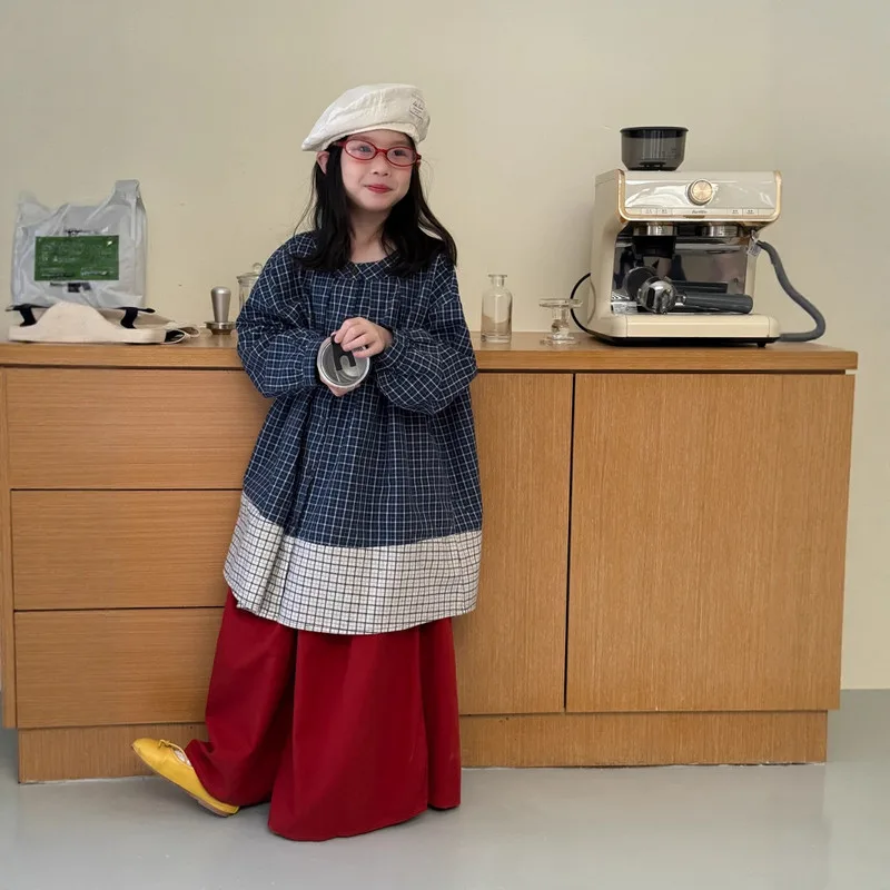 【リンクコーデ】アートチェックブラウス／レッドワイドパンツ