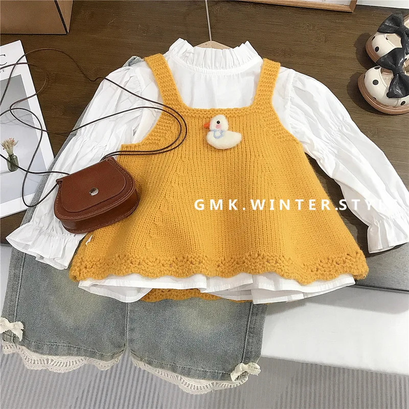 【KID】あひるモチーフ裾フリルニットベスト