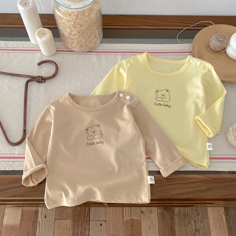 リーフくまプリント長袖Tシャツ