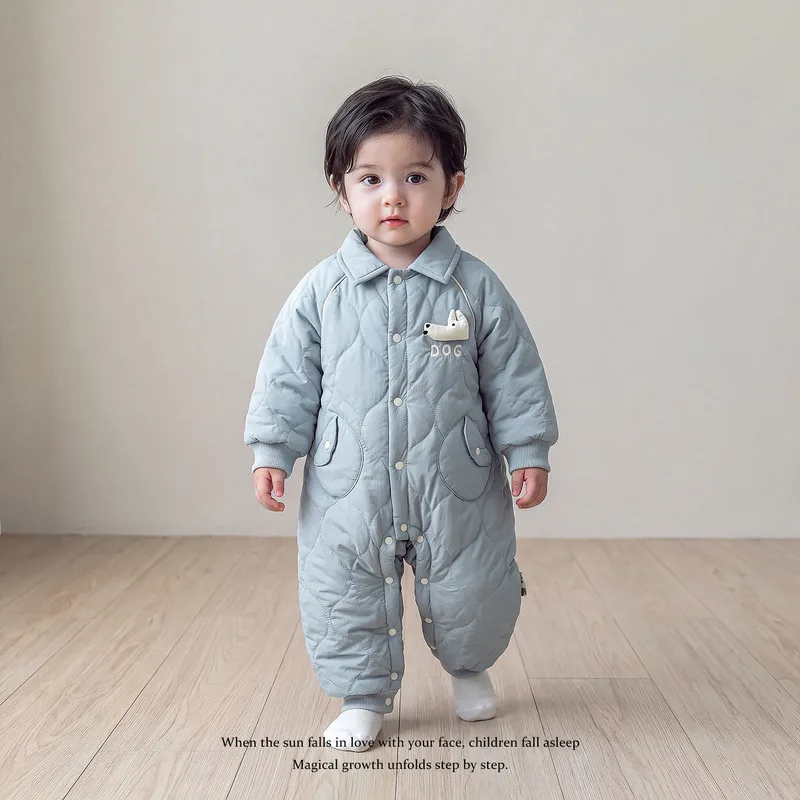 【BABY】ブルー犬モチーフキルティングロンパース