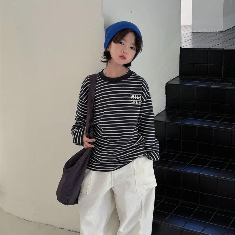【KID】ネイビーストライプ英字ロゴ長袖Tシャツ