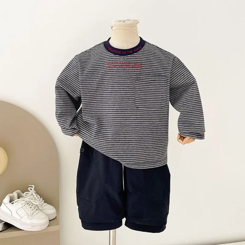 【KID】ネイビーストライプ英字長袖Tシャツ