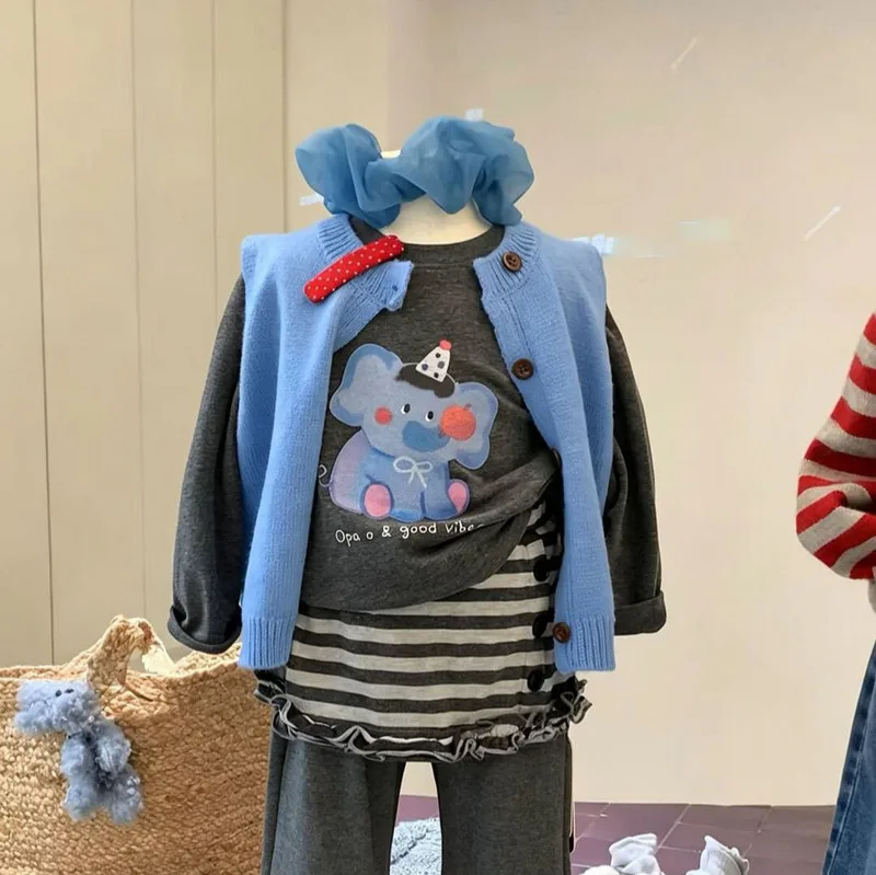 【リンクコーデ】ぞう柄ボーダーTシャツパンツセット／ブルーニットベスト