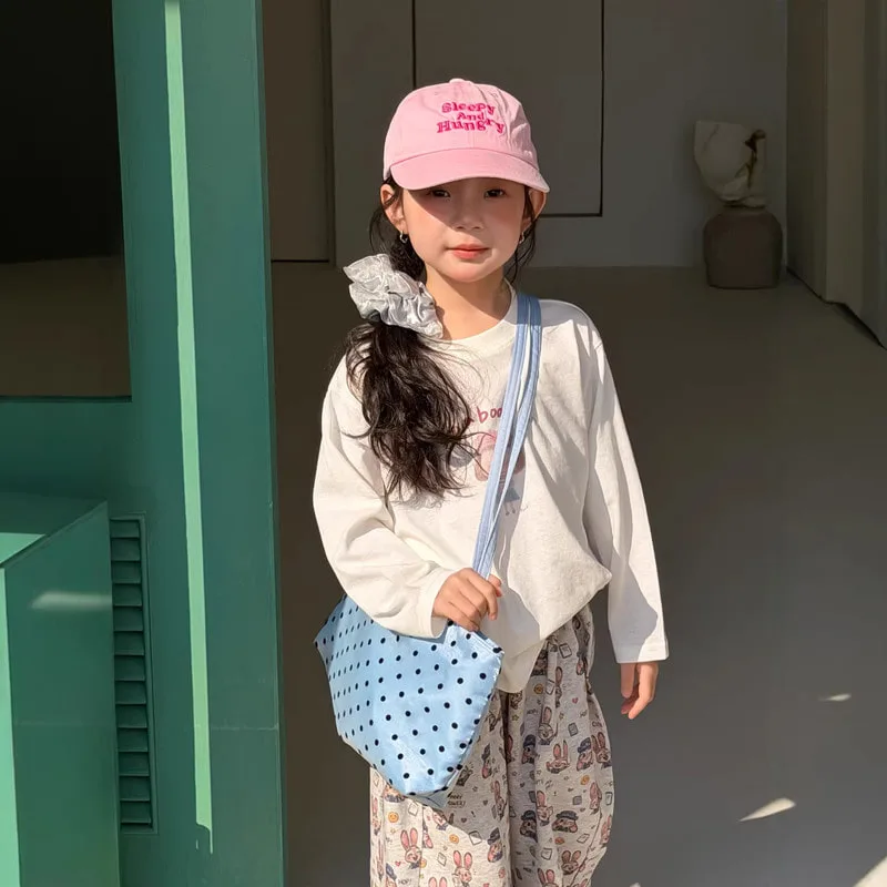 【KID】アイボリー英字プリントラウンドネック長袖Tシャツ