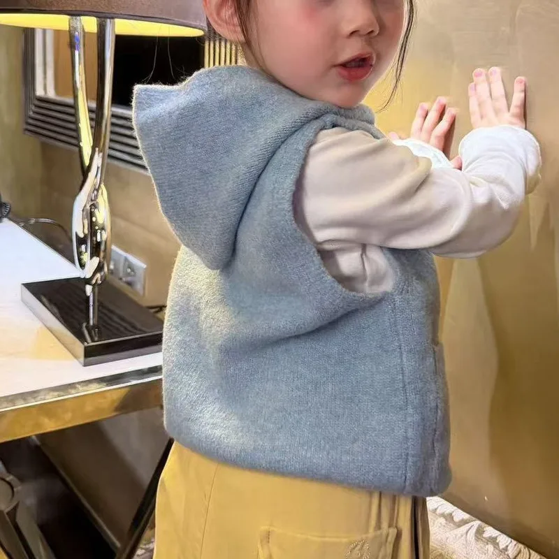 【KID】グレー無地フード付きニットベスト