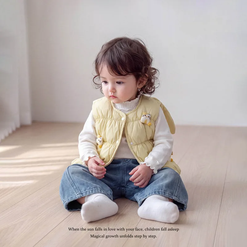 【BABY】レモンカラーラップデザイン中綿ベスト