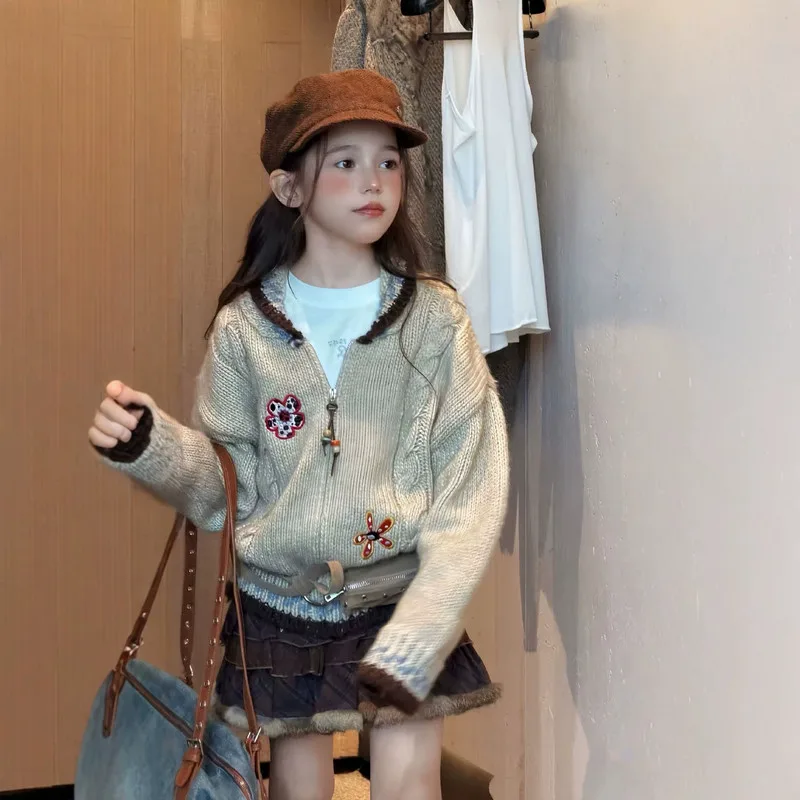 【KID】ケーブル編みフラワーモチーフニットカーディガン