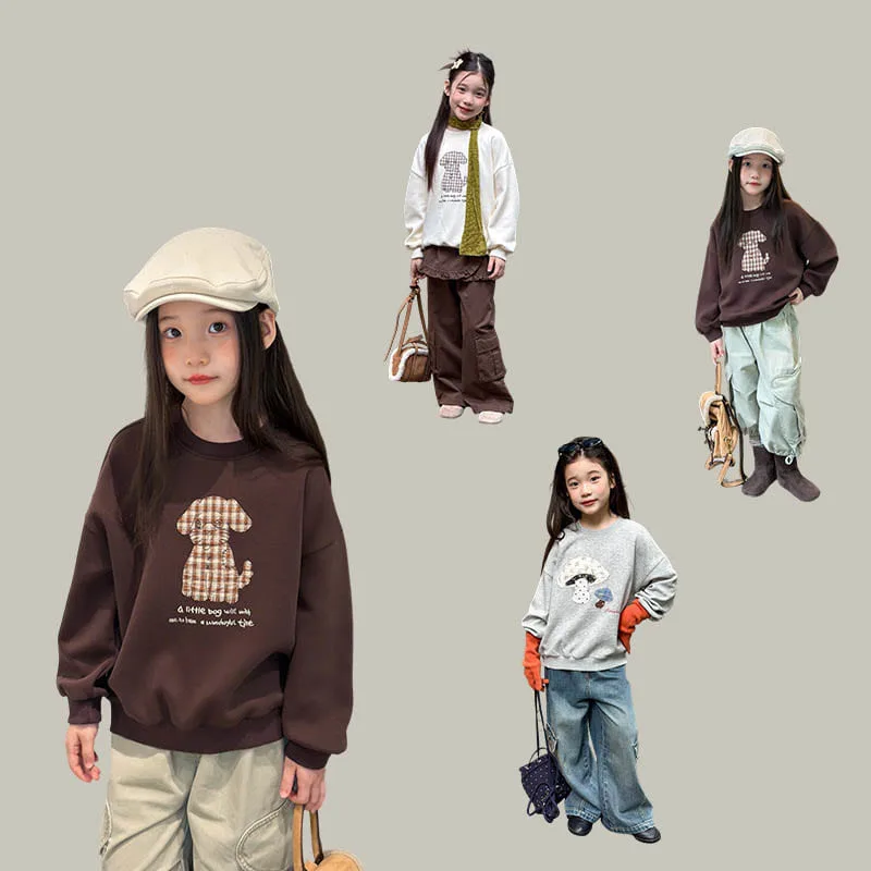 【KID】サインカートゥーンワッペントレーナー
