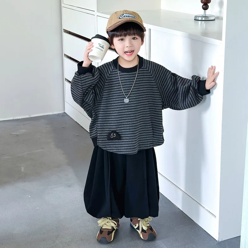 【セット】ブラックストライプトップスパンツセットアップ
