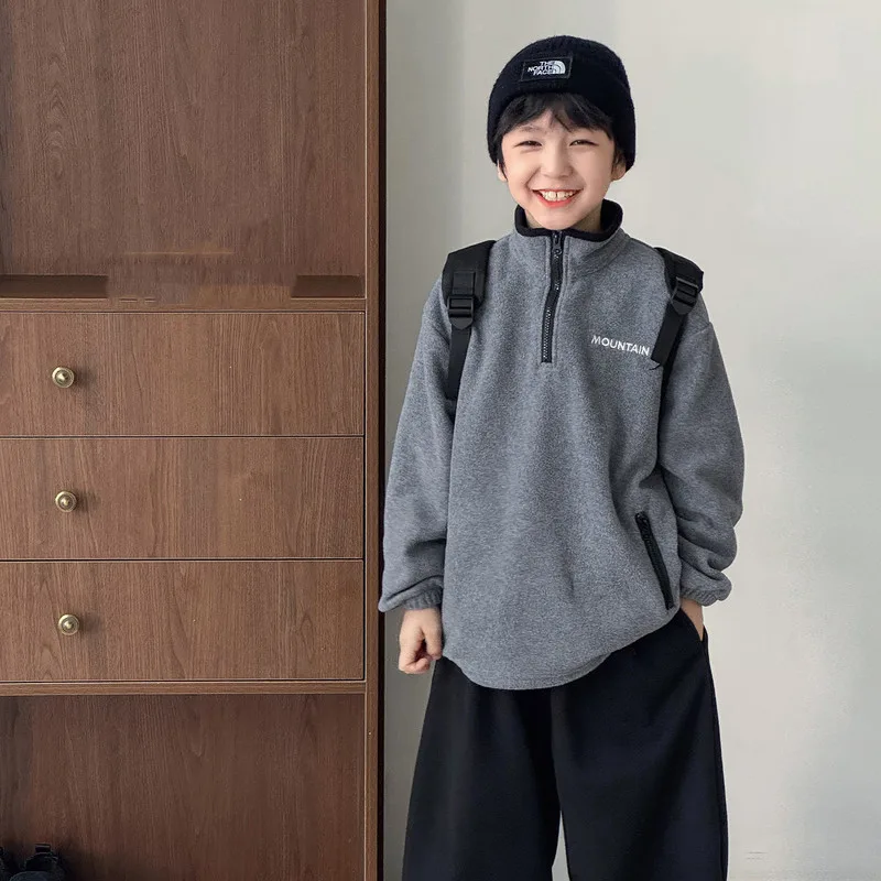 【KID】裏起毛英字ロゴハーフジップティーシャツ