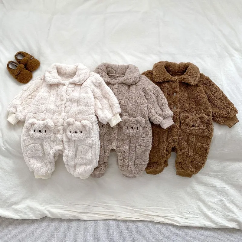 【BABY】くまモチーフもこもこベビーロンパース