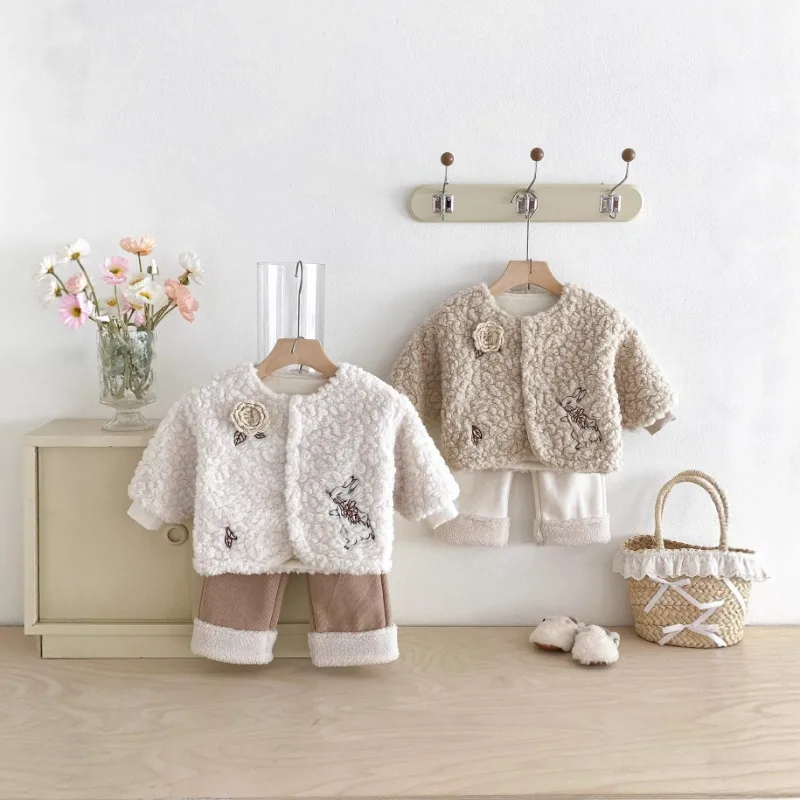【BABY】手編みフラワーモチーフフリースジャケット