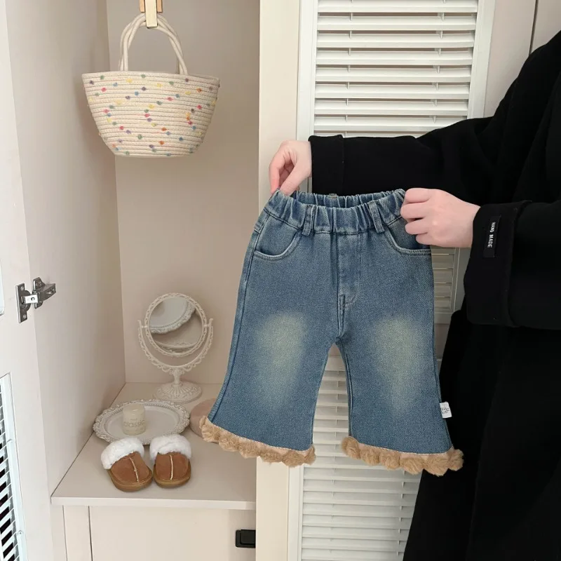 裾フリル裏起毛デニムパンツ