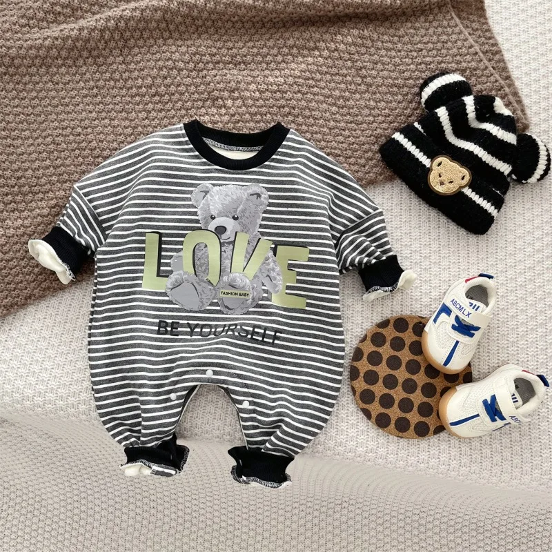 【BABY】くまプリント長袖ストライプロンパース