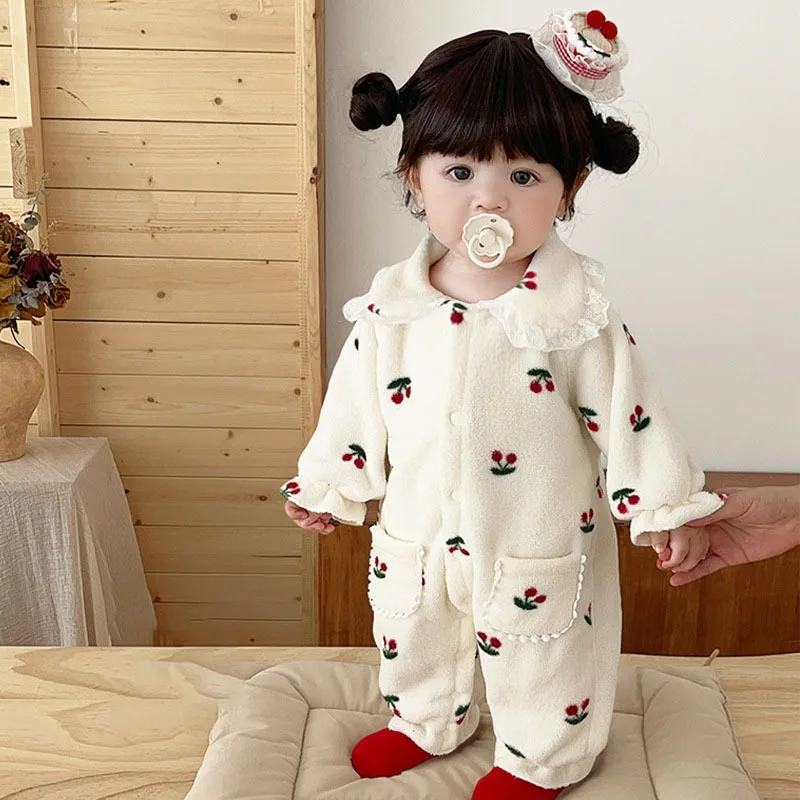 【BABY】さくらんぼ柄裏起毛ベビーロンパース